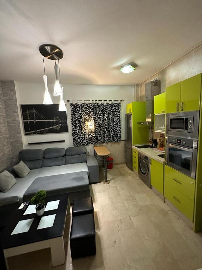 מאלגה Fantastic Apartament The Center מראה חיצוני תמונה
