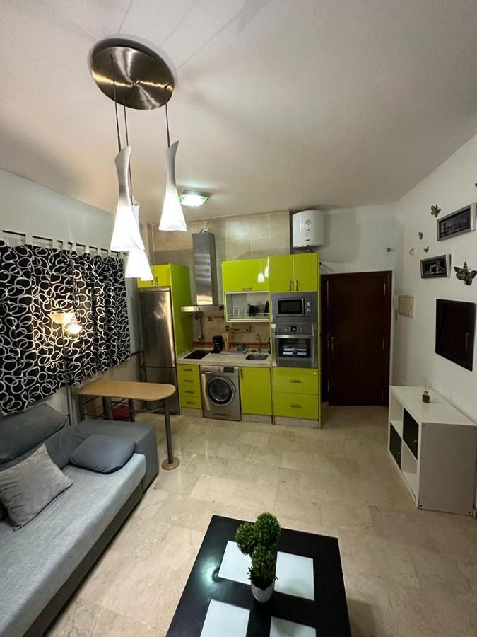 מאלגה Fantastic Apartament The Center מראה חיצוני תמונה
