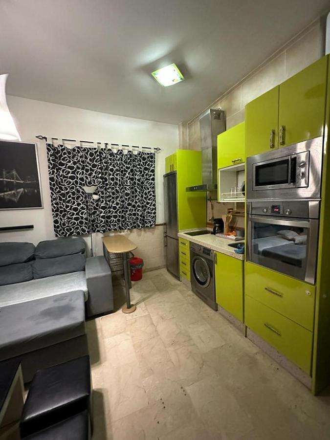 מאלגה Fantastic Apartament The Center מראה חיצוני תמונה